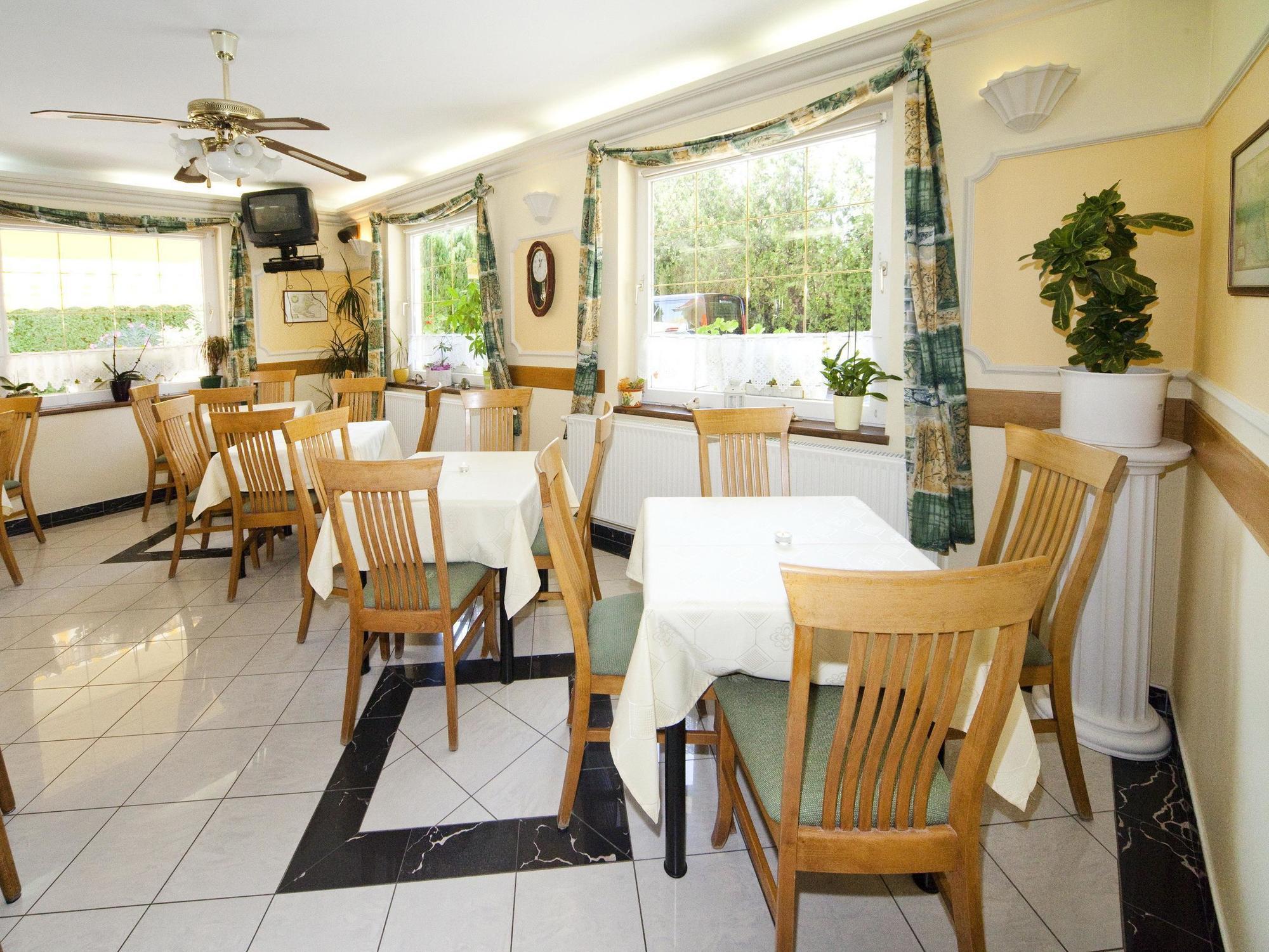 Gold House Pension Balatonfüred Esterno foto